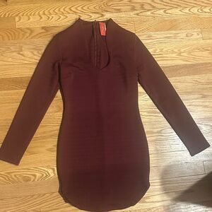 Elegant Long Sleeve Burgundy Dress
